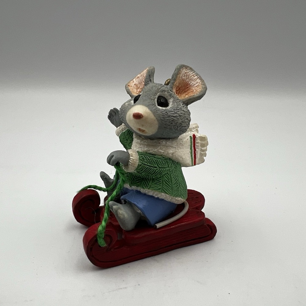 1991 Vintage Hallmark Christmas Ornament Tender‎ Touches Look Out Below Mouse